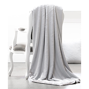 Little Giraffe Luxe Throw In Silver