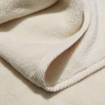 Milagro Fingertip Towel