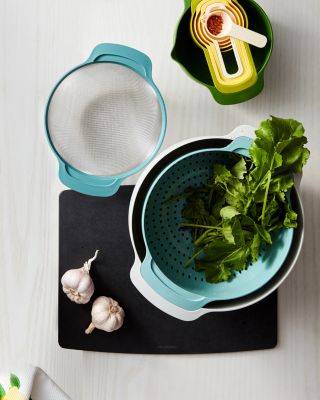 Joseph Joseph Nest Plus 9 Cups and Bowls Set