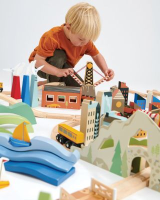 Mountain View Train Set - Ages 3+