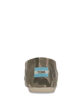 Women's Almond Toe Canvas Classic Flats