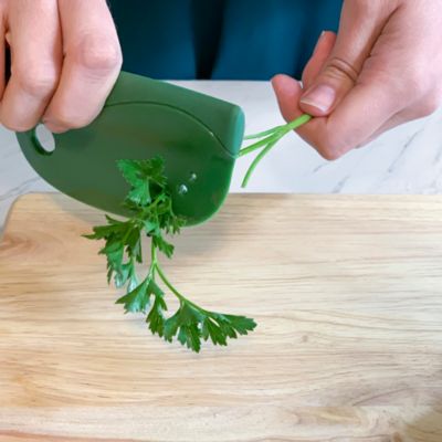 2 in 1 Kale and Herb Tool