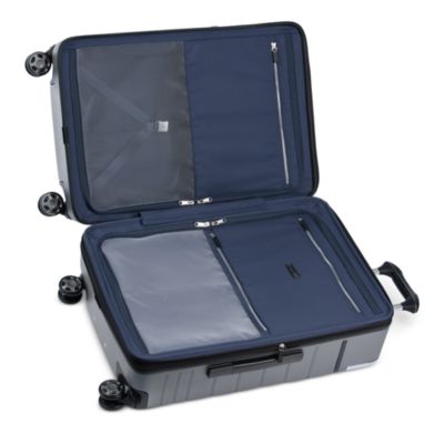 Medium Check-In Expandable Spinner Suitcase 