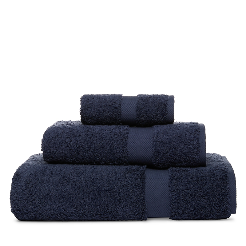 Matouk Lotus Bath Towel In Indigo