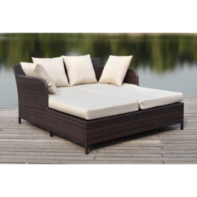 August Outdoor Daybed