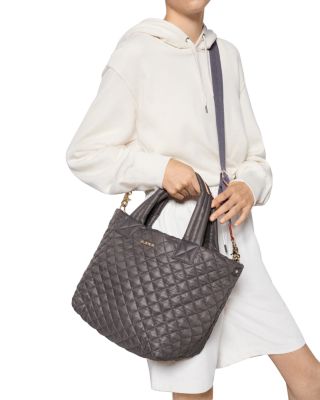 gray tote