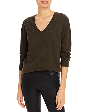 Vince Weekend V-neck Cashmere Sweater In Dark Pine