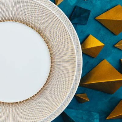 Twist Again Dinnerware Collection