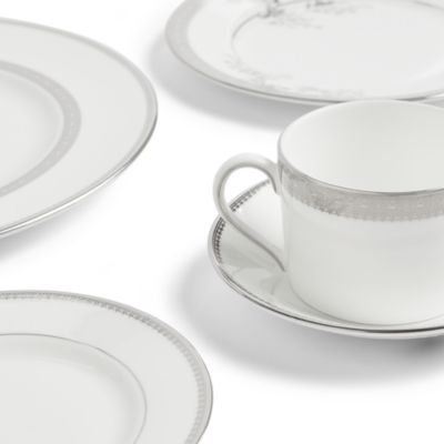 Vera Lace 5-Piece Place Setting
