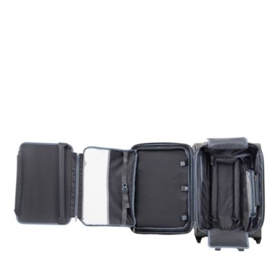Platinum Elite 22" Expandable Carry On Rollaboard