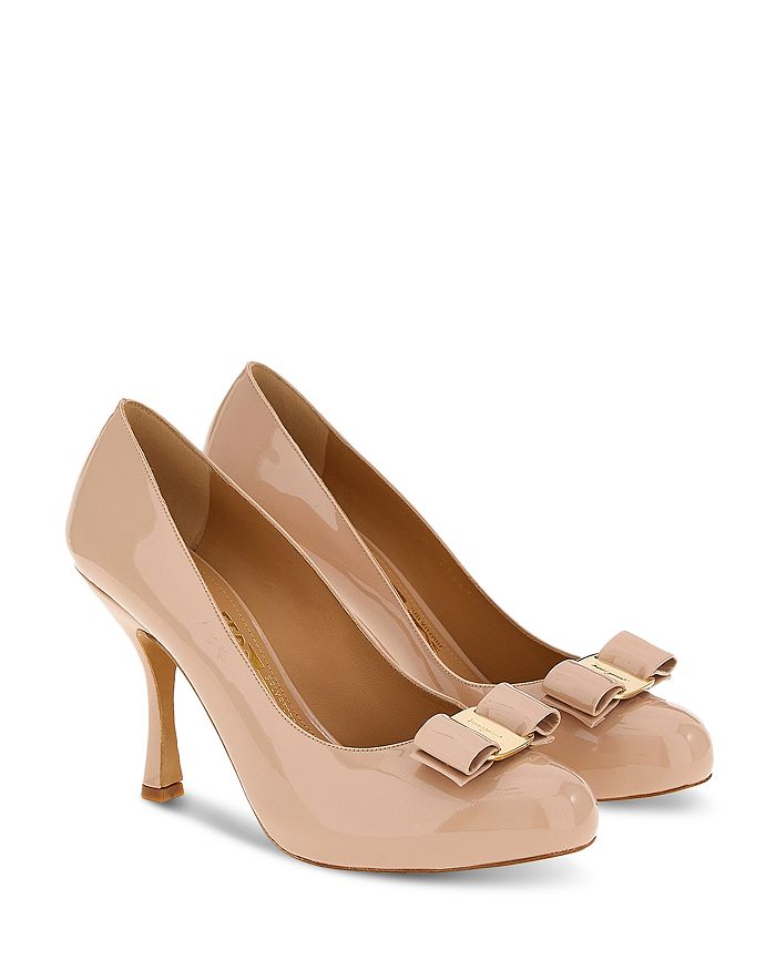 Ferragamo women's shoes bloomingdales 2025