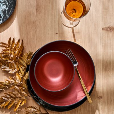 Manufacture Glow Dinnerware