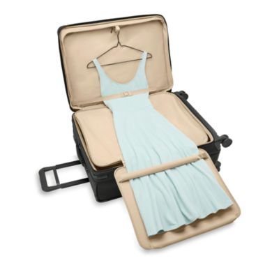 Baseline Large Expandable Spinner Suitcase