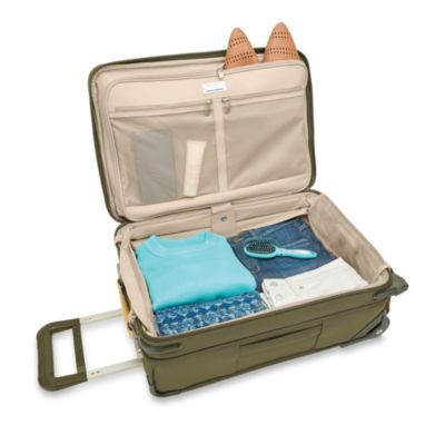 Baseline Essential 2 Wheel Carry On Suitcase