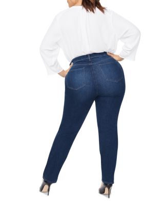 Sheri High Rise Slim Jeans in Quinn
