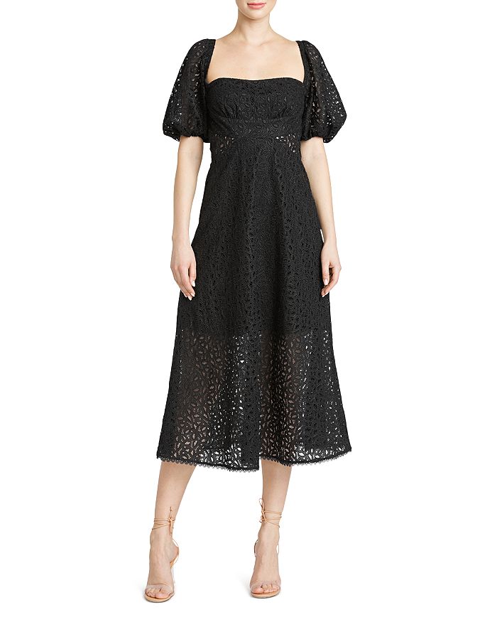 Monique lhuillier deals black gown