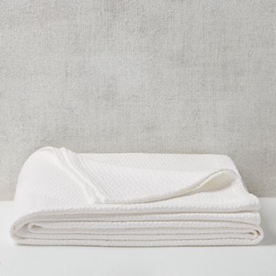 Signature Pebbled Matelass&eacute; Coverlet, King - Exclusive