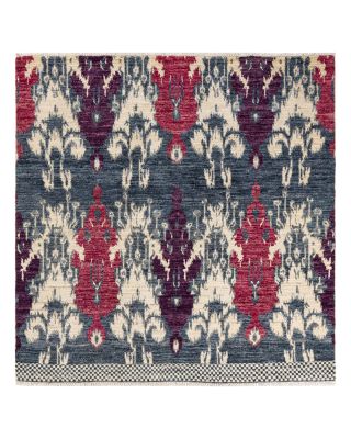Modern M1683 Area Rug, 6'1" x 6'2"