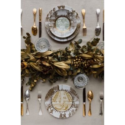 Versailles Enchant&eacute; Creamer