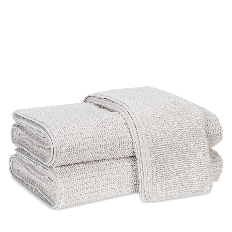 Matouk Francisco Bath Towel In Silver