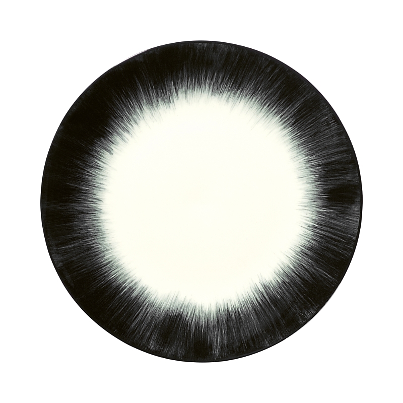 Serax De Plate Var 4 In White/black