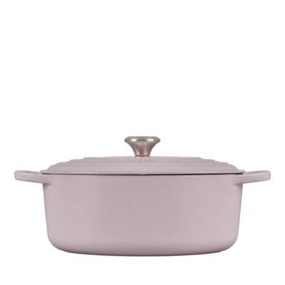 6.75-Quart Signature Oval Dutch Oven