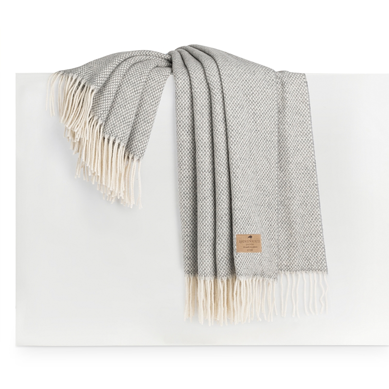 Lands Downunder Juno Lambswool Cashmere Throw In Light Gray