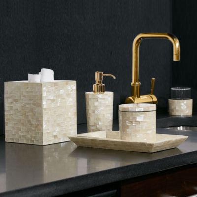 Labrazel - White Agate Collection