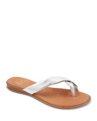 Andre Assous Nadiya Flip Flop In Silver