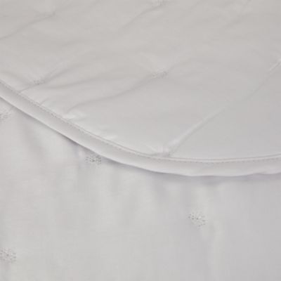 Triomphe Queen Coverlet