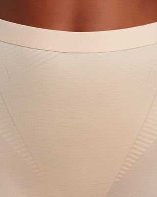 SPANXshape™ Invisible Mid-Thigh Short