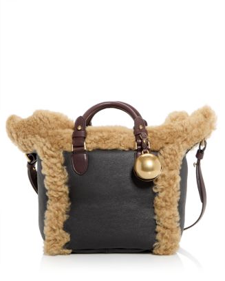 BURBERRY｜TOTEBAGS (Mini Locking Halls Bag (8081165)) 13099217_fpx.tif?$filterlrg$&