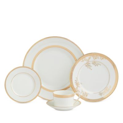 Wedgwood - Vera Wang Lace Gold 10 Piece Dinnerware Set, Service for 2