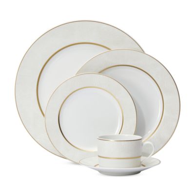 Sauvage White Dinnerware Collection