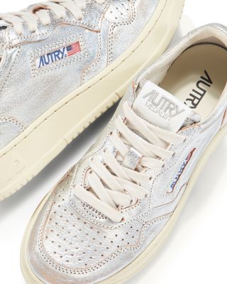 Women's Medalist Low Top Sneakers