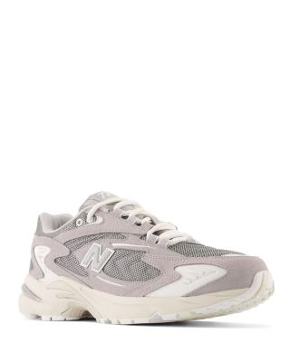 New Balance - Men's ML725AA Lace Up Sneakers