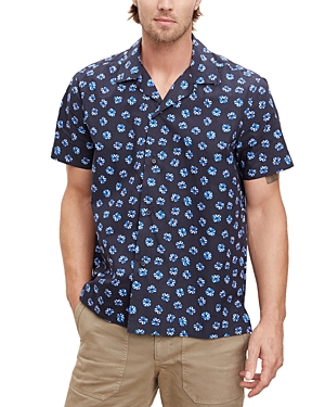 Shop Velvet By Graham & Spencer Iggy02 Cotton Printed Button Down Camp Shirt In Iberis