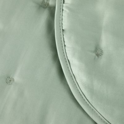 Triomphe Queen Coverlet