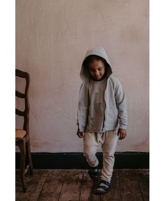  Unisex Essential Hoodie