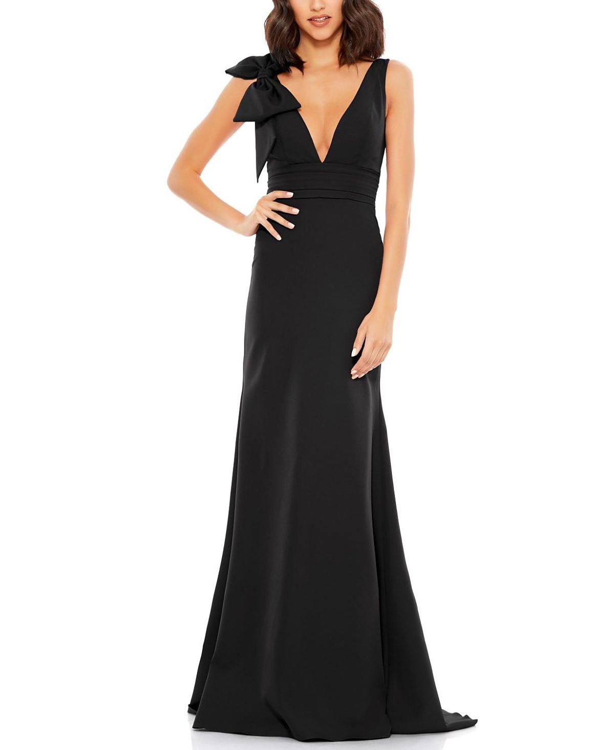 Mac Duggal Sleeveless V Neck Bow Detail Mermaid Gown