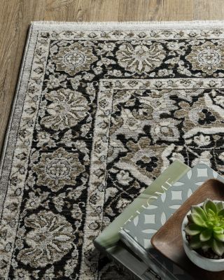 Chamberlain CH11L Area Rug, 6'7" x 9'6"