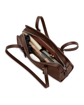 Glove Swing Zip Shoulder Bag