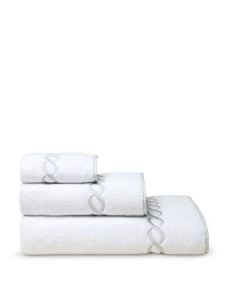 Treccia Moderno Bath Collection