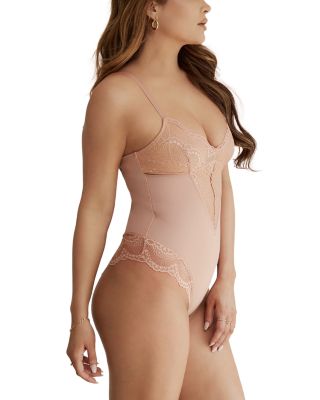 Sculpting Lace Shapewear Bodysuit