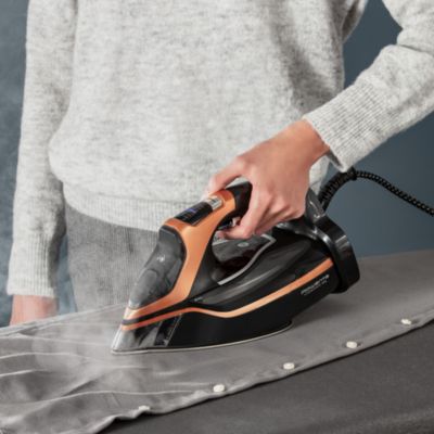 SteamForce Pro Steam Iron