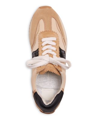 Women&#39;s Low Top Sneakers