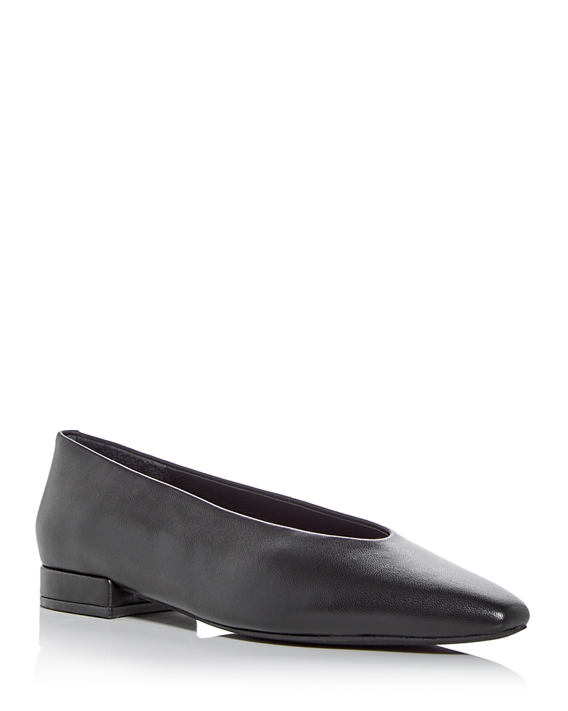 Jeffrey Campbell Hinted Pointed Toe Flat In Black