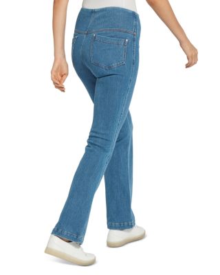 Baby Bootcut Jeans in Mid Wash