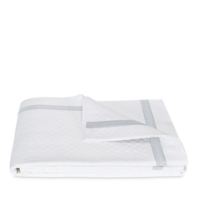 Lowell Diamond Matelass&eacute; Coverlet, Full/Queen