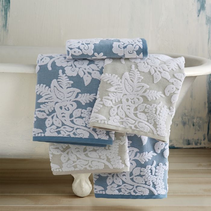 Pasak Bath Collection